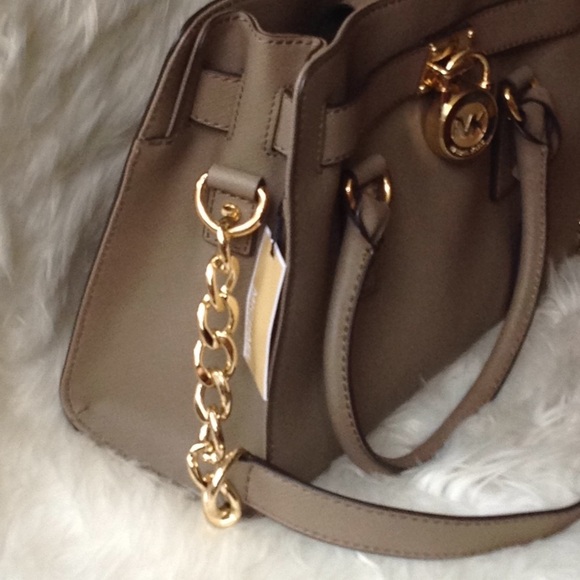 NWT‎ Michael KORS Purse/ Satchel - Picture 3 of 14